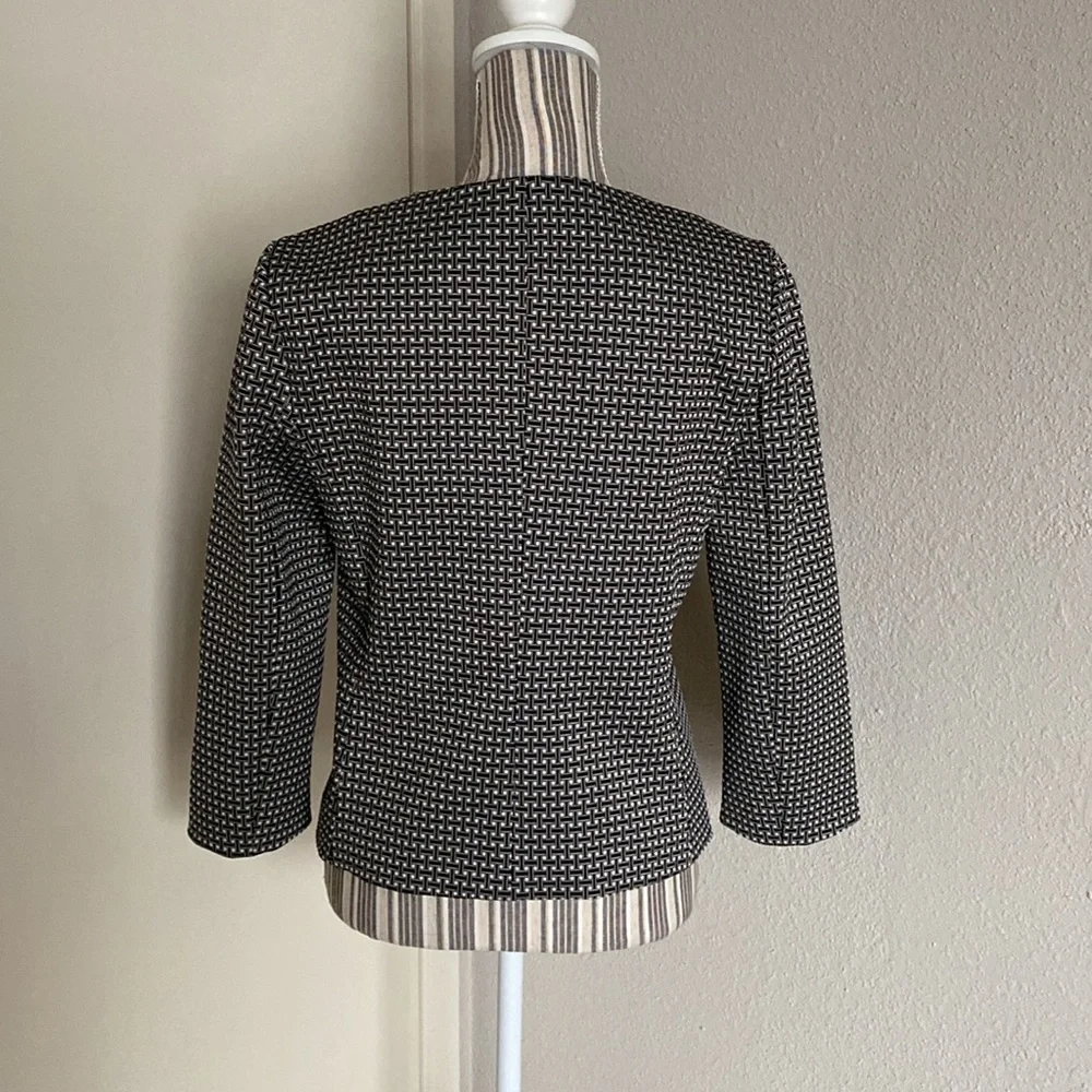 Anne Taylor Patterned Jacket - Picture 2 of 8